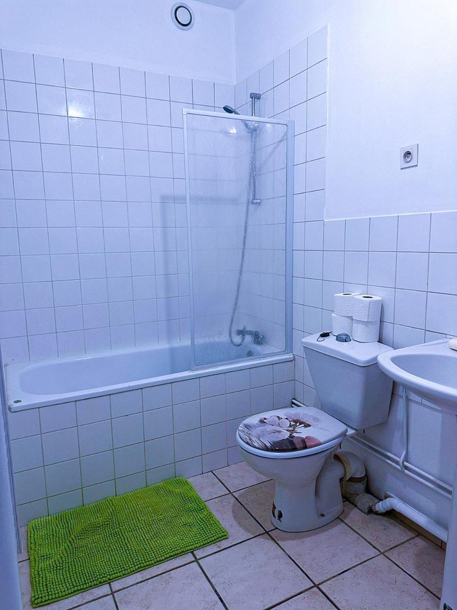 L'Elegant Apartment แบลฟอร์ ภายนอก รูปภาพ
